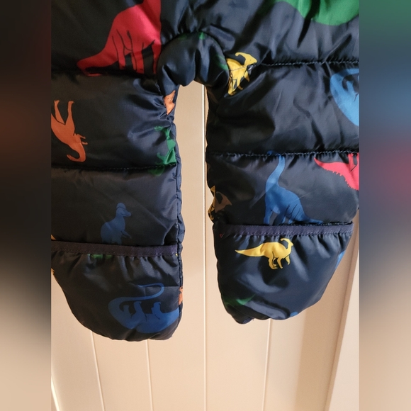 Hanna andersson 18-24m NWT Dinosaur snowsuit - Picture 5 of 9